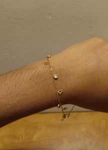 Gold-Plated Hand Chain (Free Size)