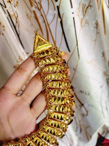 Golden Necklace For Women 🎎