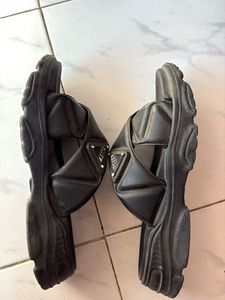 Stylish Black Sandals