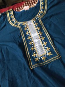 Embroidered Kurta With Freebie Inside 💠