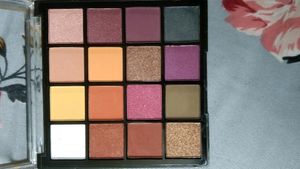 Eyeshadow Palette