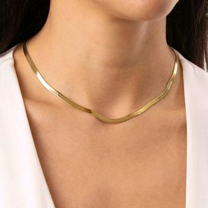 Gold Herringbone Necklace