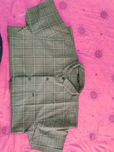 Green Half Sleeve Formal Shirt 40 Size