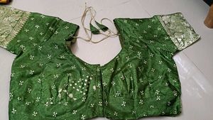 Green Bandhni Silk Saree With Blouse