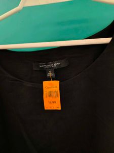 Elegant Black Flowy XL Top with Layered Design