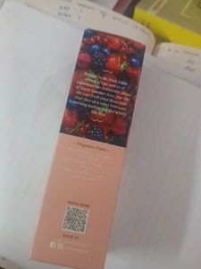 Aqualogica Sweet Summer Kiss Body Mist