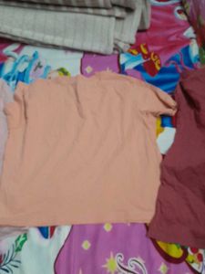 3 women tshirts s size