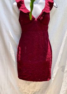 5225 SEXY MAROON BODYCON