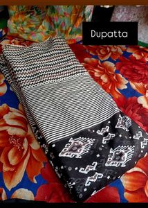 “Women’s 4.5 Meter Embellished Kameez &amp; Shalwar