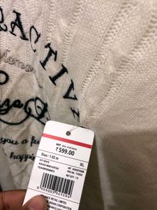 Off White Pullover.