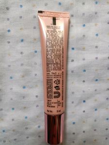Laxme 9 to 5 foundation- Neutral Medium N220