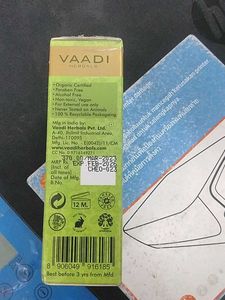 Vaadi Herbals Chamomile Oil