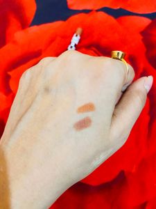 Collagen And Vitamin C Infused Lipsticks