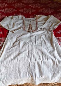 New Elegant Embroidered Kurta