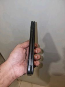 LG 8x Dual Screen - Pristine Condition