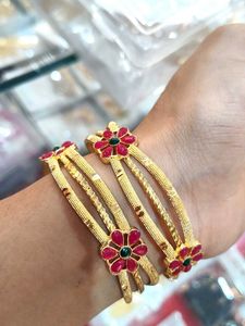 Ad stone bangle