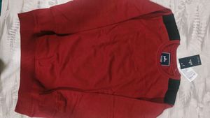 Parx brand new Red sweatshirt. size M