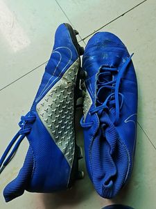 Nike Phantom Football Shoes