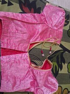 Set of 3 blouses with very good condition