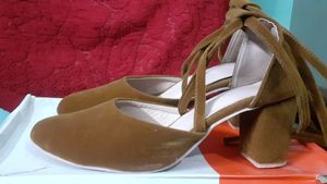 Brown Heel 👠