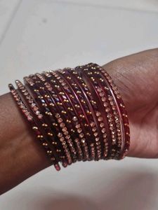 Red &amp; Gold Sparkle Bangle Set
