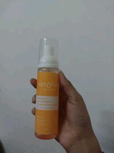 Dot & Key Super Bright Vitamin C Face Wash