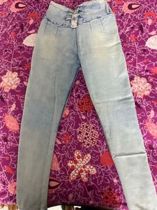 Stylish Light Wash Denim Jeans