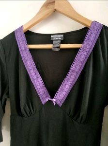 Beautiful Top With Lace Detailing