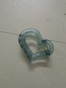 Cute Heart-Shaped Clip