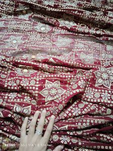 Elegant Maroon Bandani Saree