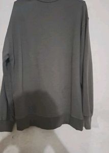 Oversized Graphic Sweatshirt