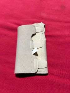 3M Futuro Wrist Support /  Size L