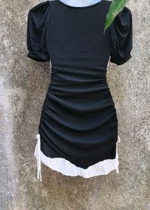 DAMN GORGEOUS RUCHED BODYCON