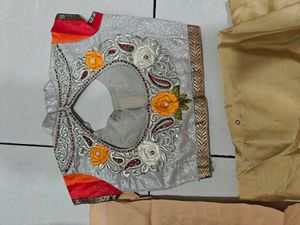 Women Traditional Indian Outfit