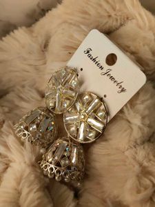 Sparkling Gold Fashion Earrings