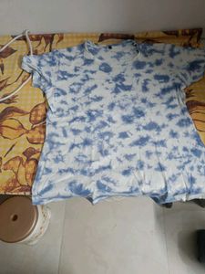 women combo of 4 tshirts