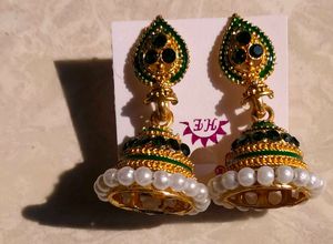 Hair And Jewellery Accessories combo of 5.