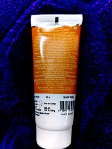 The Derma Co 1% Hyaluronic Sunscreen Aqua Gel SPF