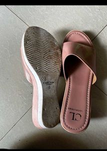 Carlton London Wedges