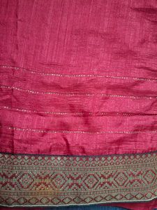 Maroon Saree Stone Wark And Golden Border