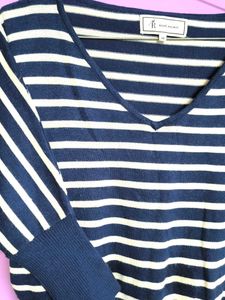 V-neck Sweater