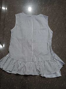 Black And White Strips Sleeveless Top For Women
