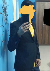 Blackberrys Black Shiny Collar Coat Suit Set