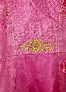 Beautiful  Aesthetic Gown For Party&#39; Wea