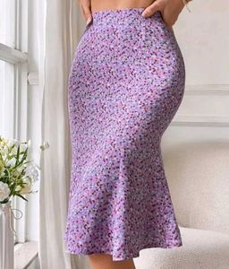 Floral Print Trumpet Skirt