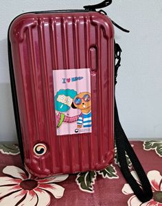 First class amenity small case