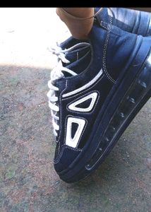 Men Shoes Less Used