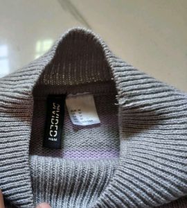 H&amp;M Acrylic Jumper