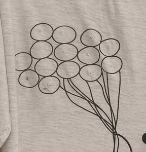 Off-White Minimal Design Top