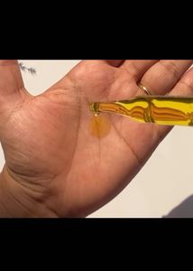 Minimalist Frizz Control Complex SPF30Hair Serum